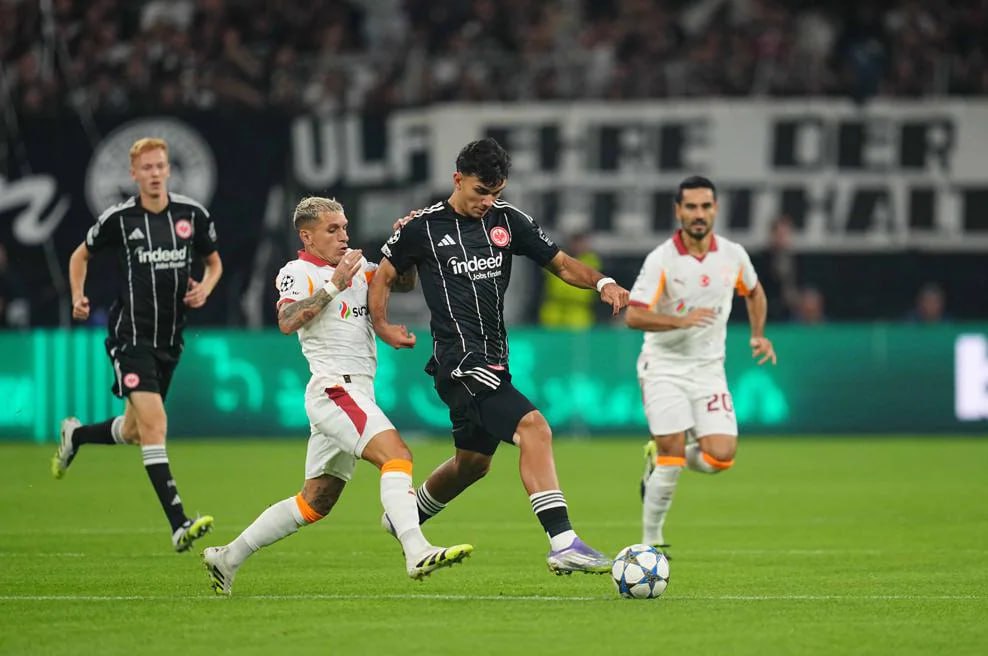 Eintracht Frankfurt vs Galatasaray (02:00 – 19/09) | Xem lại trận đấu