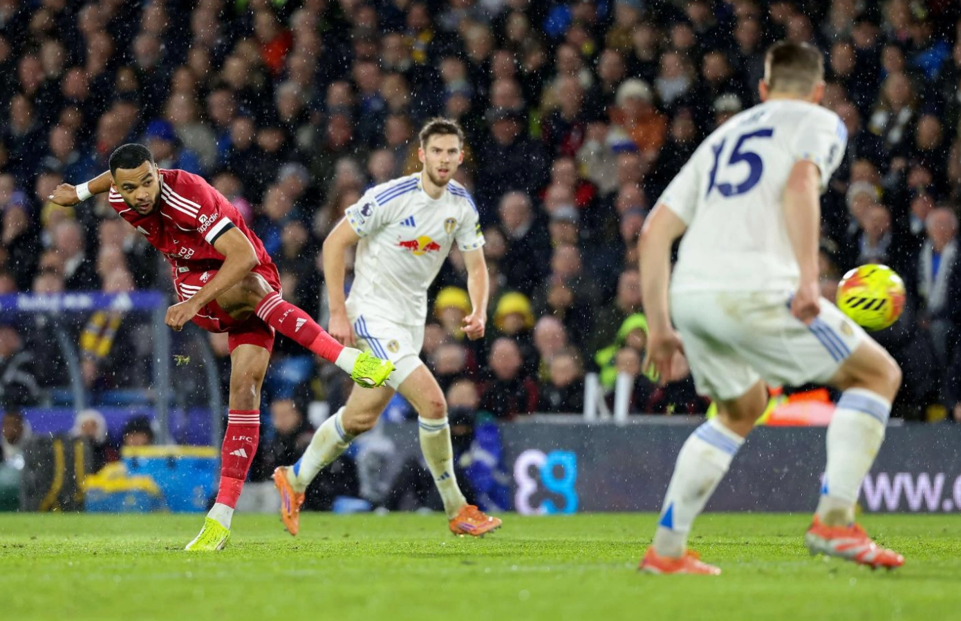 Leeds United vs Liverpool (00:30 – 07/12) | Xem lại trận đấu