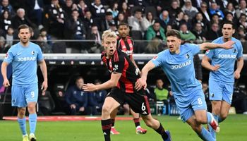 Eintracht Frankfurt vs SC Freiburg (23:30 – 01/03) | Xem lại trận đấu