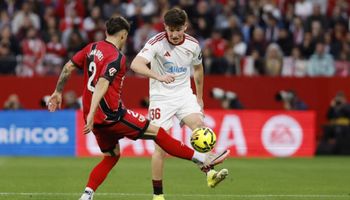 Sevilla vs Rayo Vallecano (00:30 – 09/03) | Xem lại trận đấu