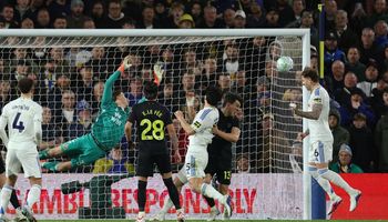 Leeds United vs Sunderland (02:30 – 04/03) | Xem lại trận đấu