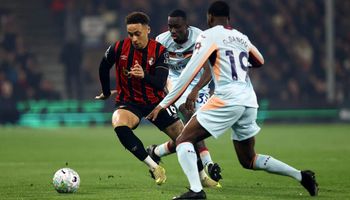 AFC Bournemouth  vs Brentford (02:30 – 04/03) | Xem lại trận đấu