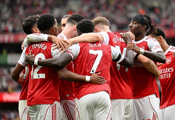 Năm mắt xích khiến Arsenal tự đánh rơi chiến thắng tại Molineux