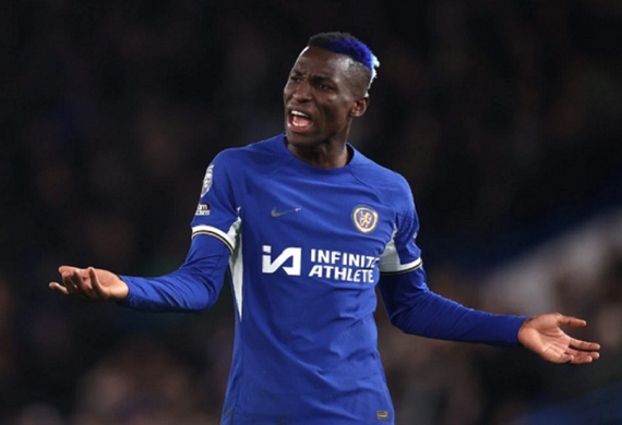 Nicolas Jackson trở lại Chelsea nhưng cánh cửa ở lại ngày càng hẹp